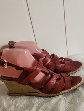 Vintage Chaps Red Pebbeled Woven Leather Wedge Sandals